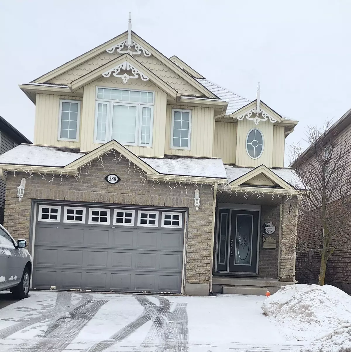 Kitchener, ON N2P 2X5,388 Thomas Slee DR