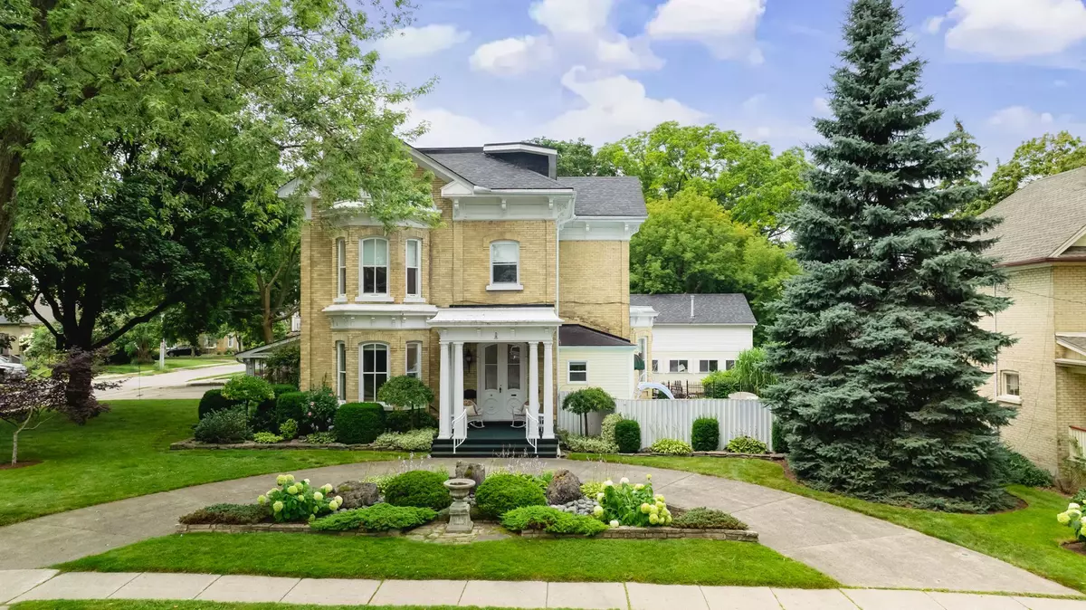 Stratford, ON N5A 4B8,14 Nile ST