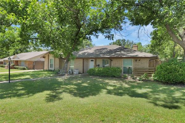 Benbrook, TX 76116,3800 Delmas Drive