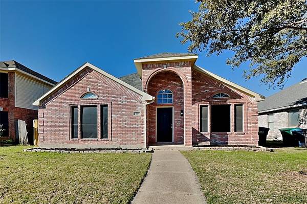 7309 Indiana Avenue, Fort Worth, TX 76137