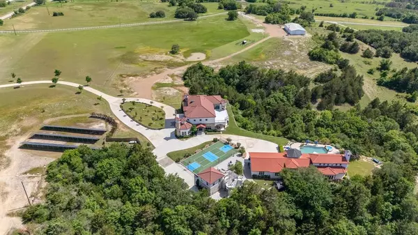 124 Private Road 2381, Decatur, TX 76234