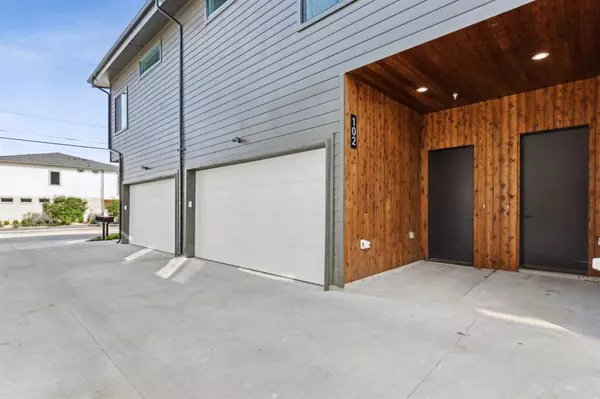 Dallas, TX 75235,2142 Lovedale Avenue #104