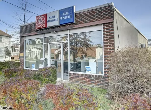 Roselle Park Boro, NJ 07204,286 W Clay Ave