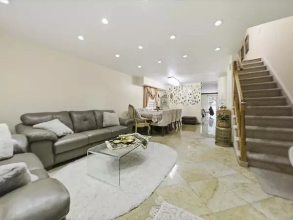 Brooklyn, NY 11234,1372 East 66th ST