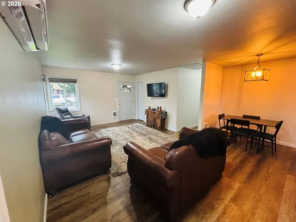 337 CYPRESS ST, Longview, WA 98632