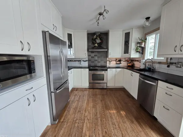 Rochester Hills, MI 48309,2837 Corinthia DR