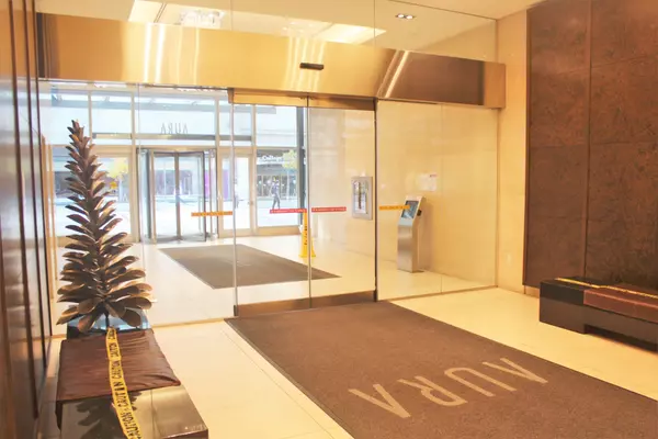 Toronto C01, ON M5B 0A5,386 Yonge ST #4010