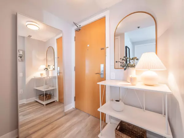 Toronto C01, ON M5V 1K5,375 King ST W #1410