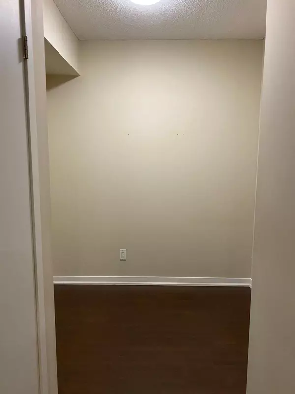 Toronto C01, ON M6K 3P9,55 East Liberty ST #420