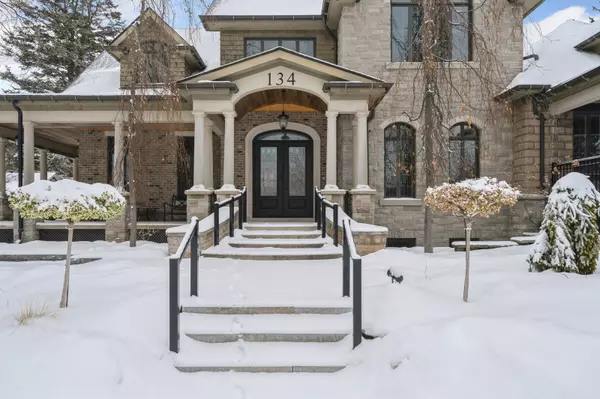 Whitby, ON L1N 1A1,134 Front ST E