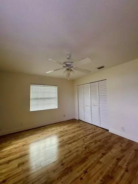 Boca Raton, FL 33498,18300 181st Cir