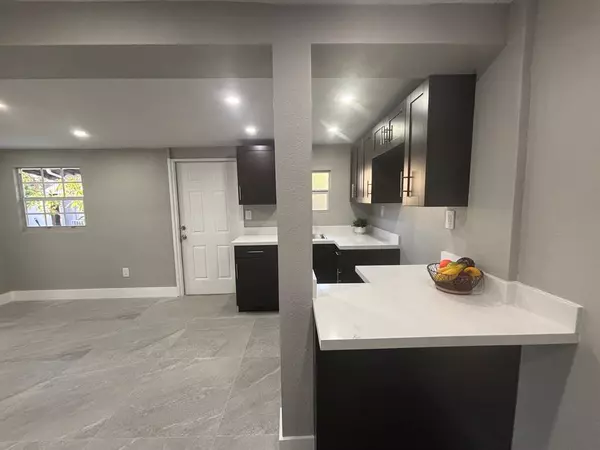 North Miami, FL 33168,13025 NW 2nd Ave