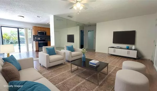 310 SW 79th Way, North Lauderdale, FL 33068