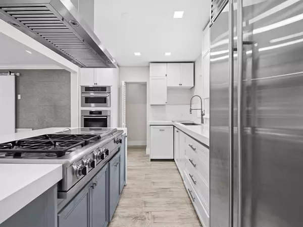 Fort Lauderdale, FL 33304,714 NE 16th Ave