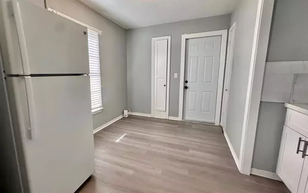 Lake Worth Beach, FL 33460,325 N Federal Hwy #3