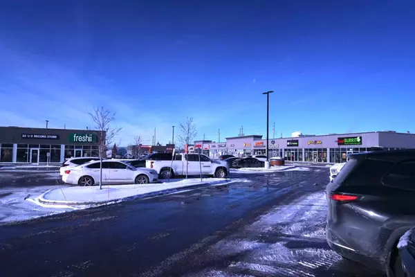 Newmarket, ON L3Y 8T3,45 Harry Walker Pkwy S #5