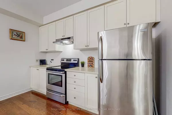 Caledon, ON L7C 3S2,14 McDevitt LN