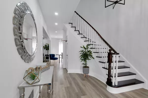 Mississauga, ON L5V 1J4,6421 Donway DR