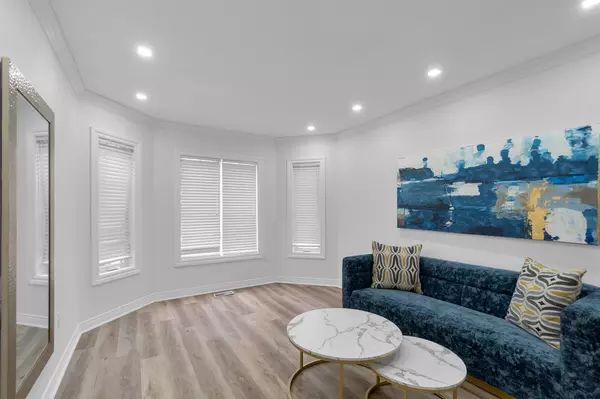 Mississauga, ON L5V 1J4,6421 Donway DR