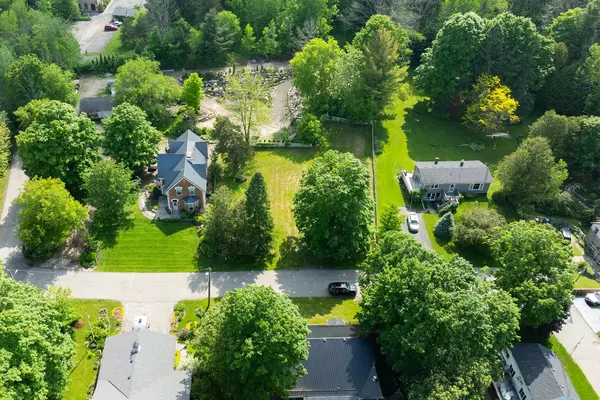 Caledon, ON L7K 0E4,00 Amelia ST