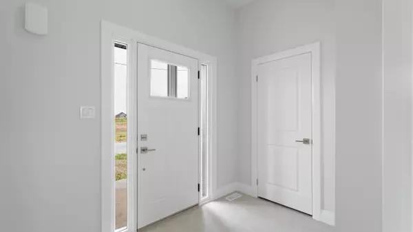 Norwich, ON N0J 1P0,99 Cayley ST