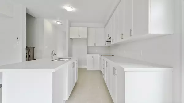 Norwich, ON N0J 1P0,99 Cayley ST