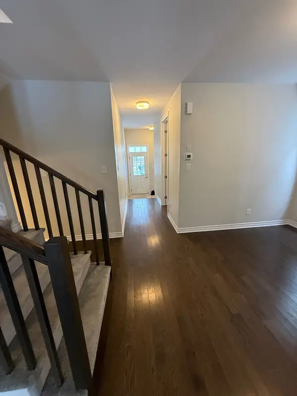 Barrhaven, ON K2J 7B6,91 Main Halyard LN