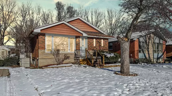 26 Ramsey CRES, Hamilton, ON L8S 2N2