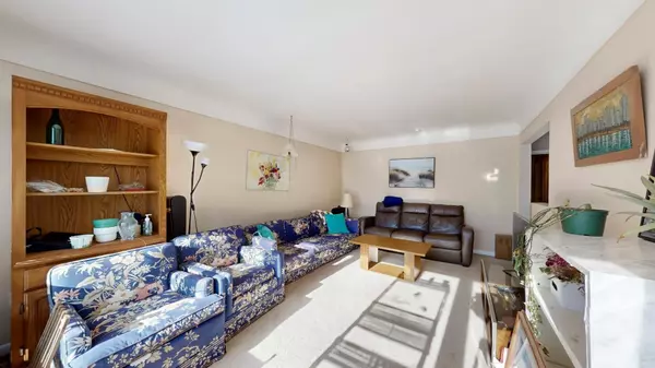 Hamilton, ON L8S 2N2,26 Ramsey CRES