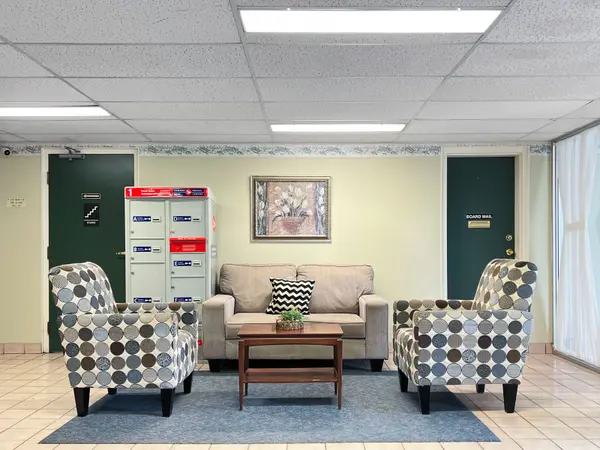 Belleville, ON K8N 5R7,175 Haig RD #223