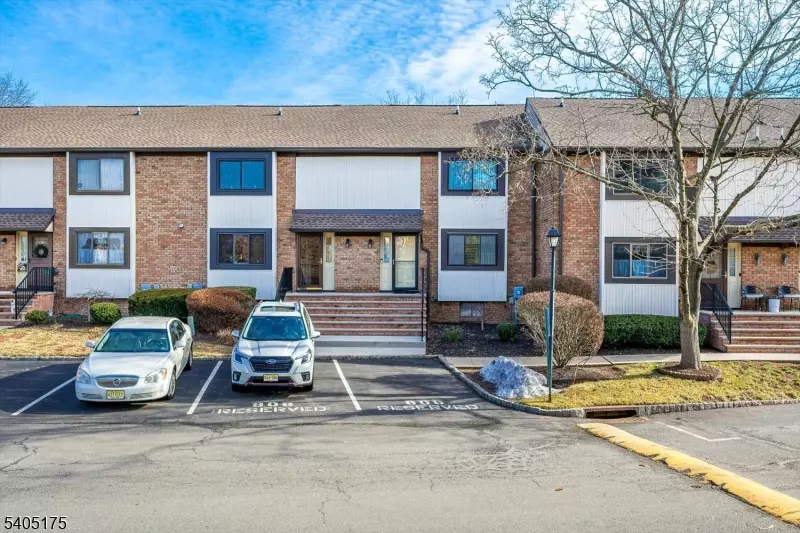 806 Robin Rd, Hillsborough Twp., NJ 08844