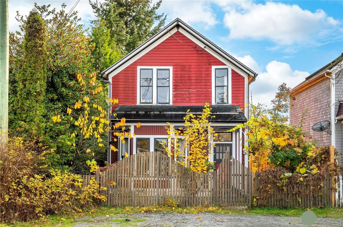 Cumberland, BC V0R 1S0,2765 Penrith Ave