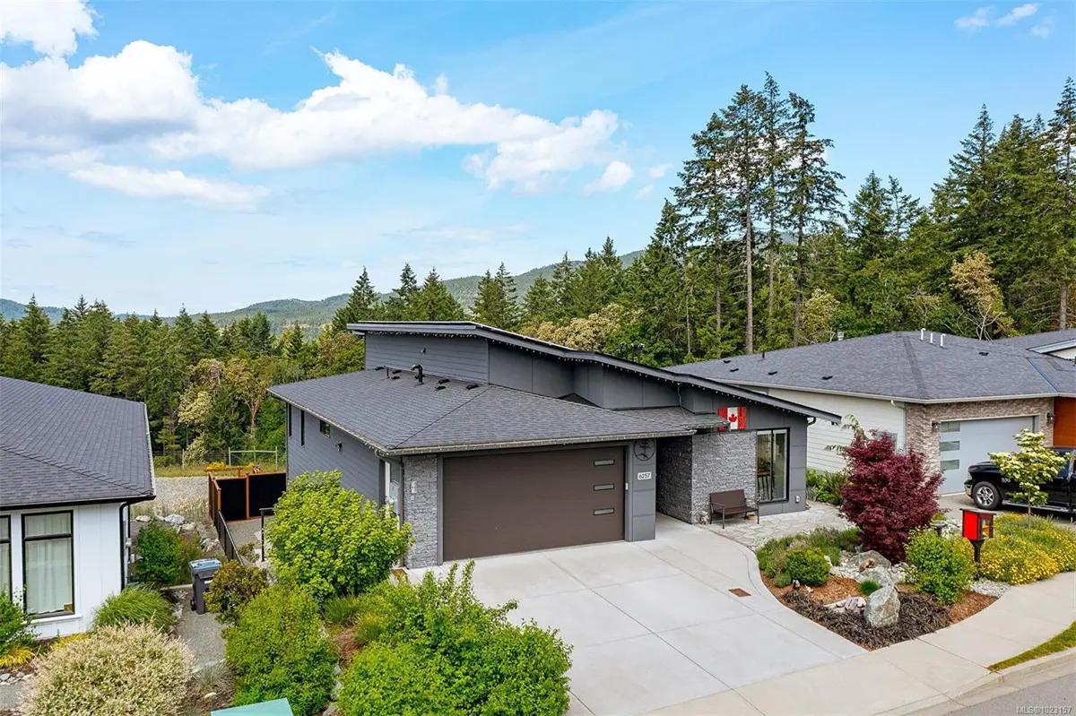 Duncan, BC V9L 0H5,6257 Highwood Dr