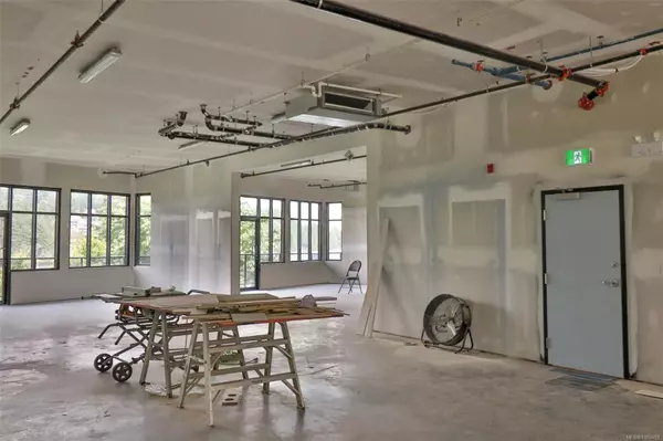 Nanaimo, BC V9T 2H3,4474 Wellington Rd #104