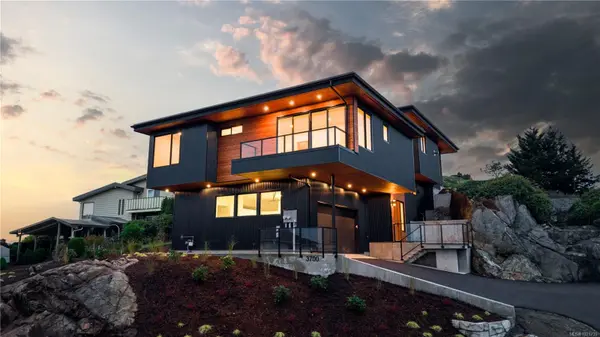 Saanich, BC V8P 2G2,3700 Kootenay Pl