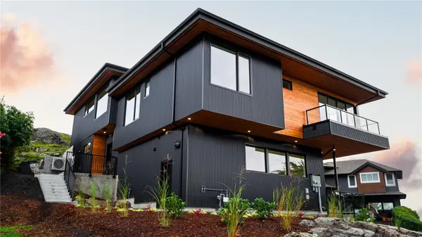 Saanich, BC V8P 2G2,3700 Kootenay Pl