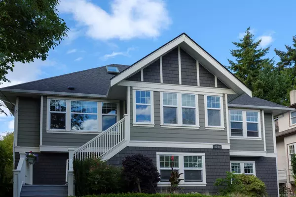 1290 Richardson St #3, Victoria, BC V8V 3E1