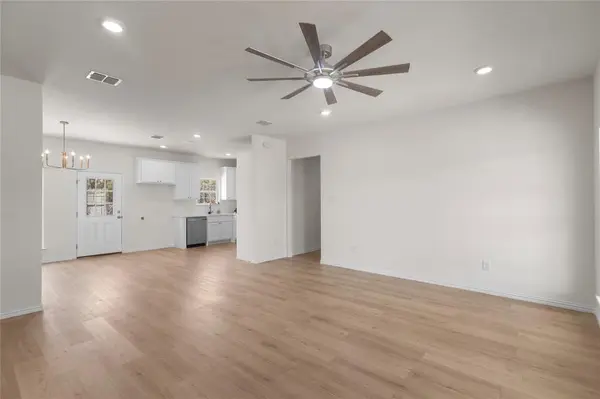 Whitney, TX 76692,103 Hill Shadow Lane