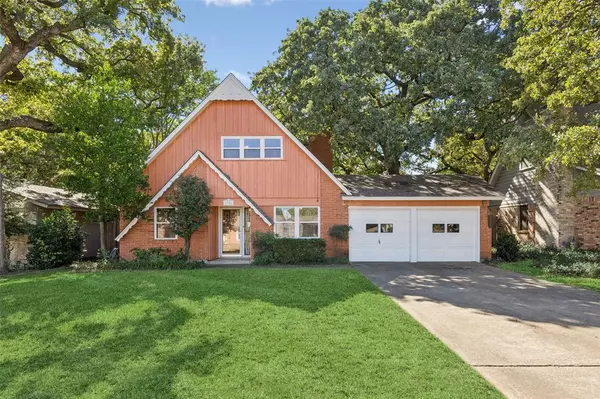 1706 Chip N Dale Drive, Arlington, TX 76012