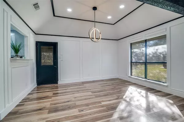 Garland, TX 75043,1502 Knob Hill Drive