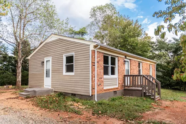 Appomattox, VA 24522,329 Stevens St