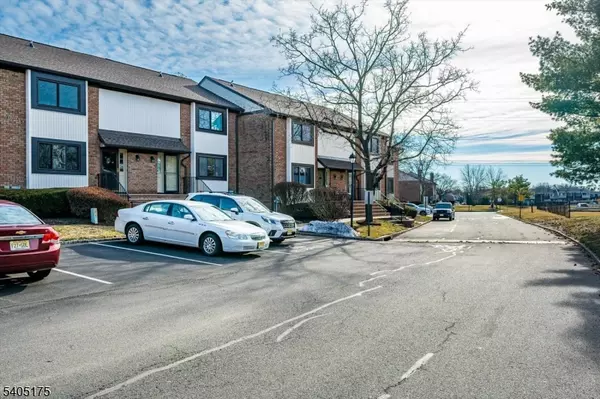 Hillsborough Twp., NJ 08844,806 Robin Rd