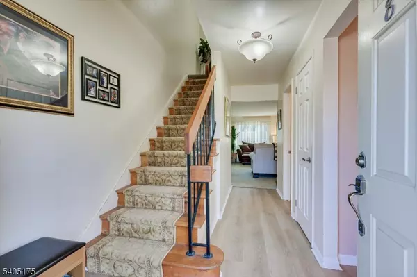 Hillsborough Twp., NJ 08844,806 Robin Rd