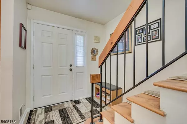 Hillsborough Twp., NJ 08844,806 Robin Rd