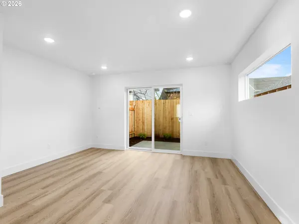 Portland, OR 97211,4206 NE 20th AVE #C