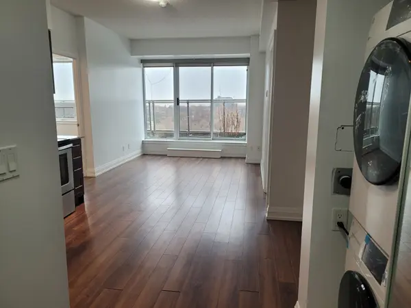 Toronto E06, ON M1L 1E5,3520 Danforth AVE #PH 02