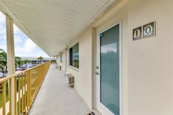 Boca Raton, FL 33432,11 SW 4th Ave #10