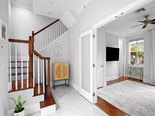 Lauderdale By The Sea, FL 33308,4332 Seagrape Dr #11