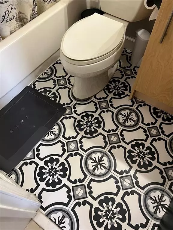 Fort Lauderdale, FL 33304,811 NE 14th Pl #7