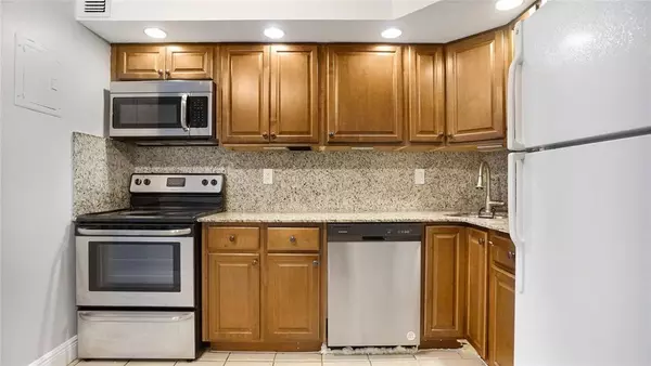 3111 OAKLAND SHORES DR #F108, Oakland Park, FL 33309